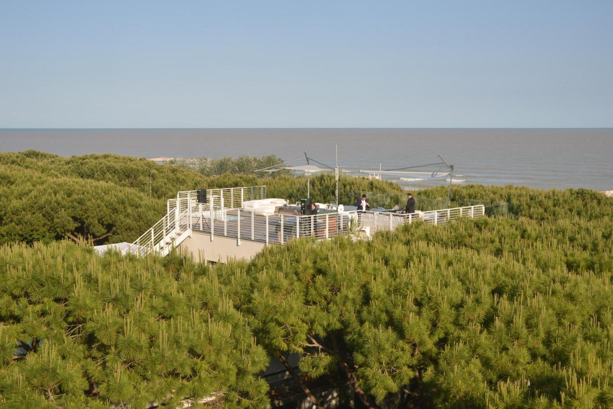 Mediterraneo Suite&residence 4*